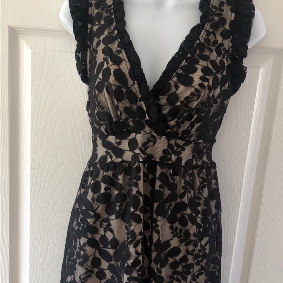 Black/ Nude Lace Floral Print Cocktail Dress - Picture 4 of 6